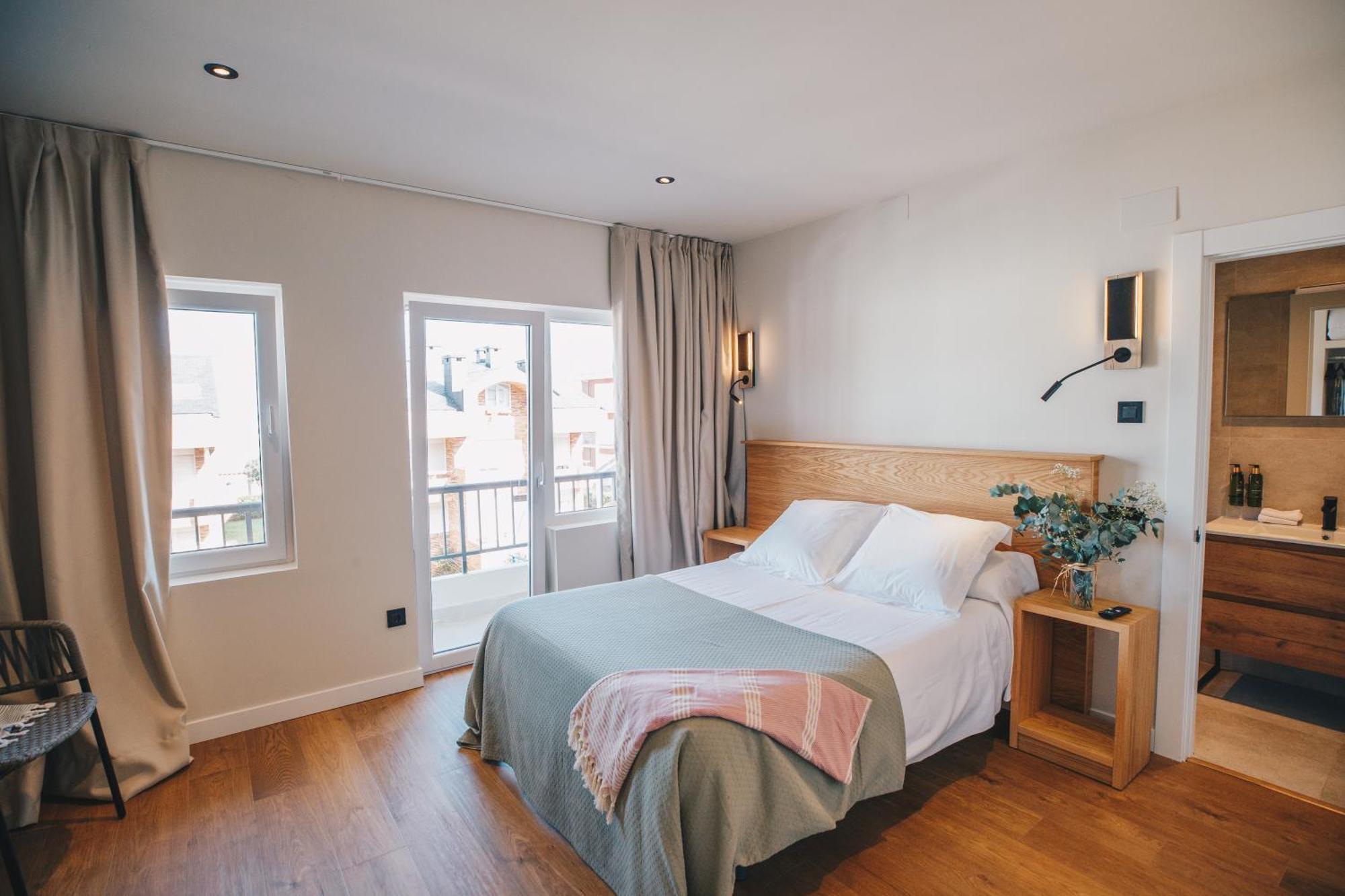 Hotel Boutique Lamar De Suances Bagian luar foto